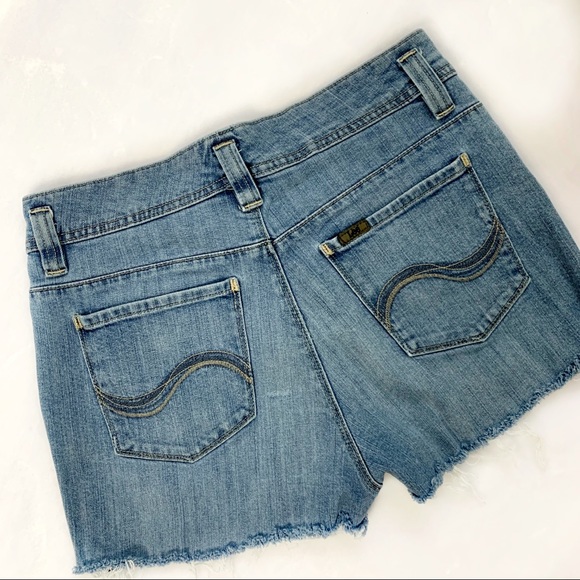 Vintage Lee Distressed Shorts - Picture 5 of 5